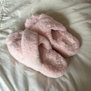 PINK Fluffy Slippers
